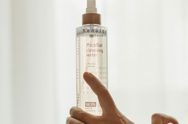 Agua Micelar Desmaquillante con Minerales del Mar Muerto
